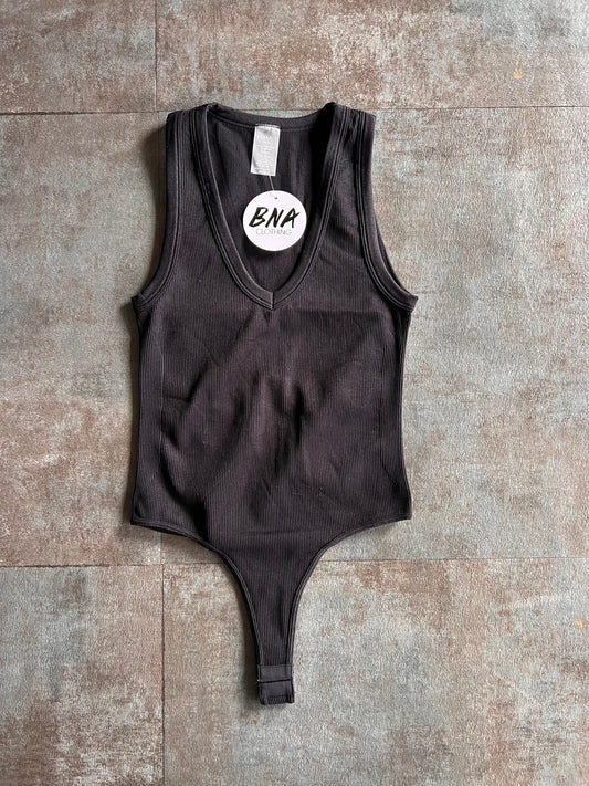 Ribbed V-neck Bodysuit (Black)